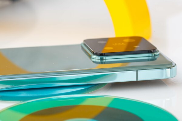 Лучший Xiaomi за последние годы: обзор компактного Xiaomi 14, рвущего крупных конкурентов — Дизайн. 4
