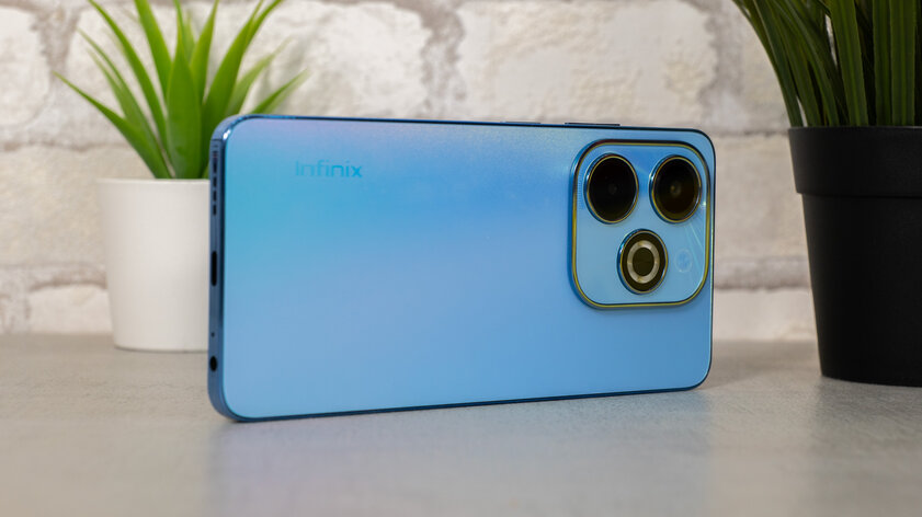 Смартфон для школьников и студентов. Обзор Infinix HOT 40i — Внешний вид и комплектация. 5