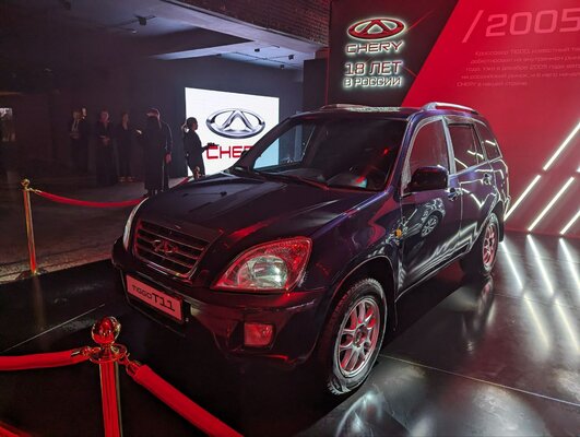 18 лет в России: Chery отпраздновала важную дату и представила специальную версию Tiggo 4 PRO