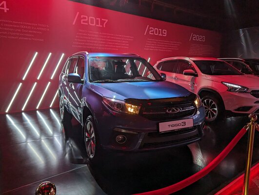 18 лет в России: Chery отпраздновала важную дату и представила специальную версию Tiggo 4 PRO