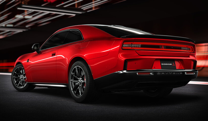 Dodge представила новый Charger: электрический, бензиновый и с необычным кузовом