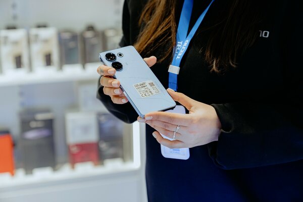 В России открылся первый фирменный магазин TECNO. Все новинки бренда уже доступны покупателям