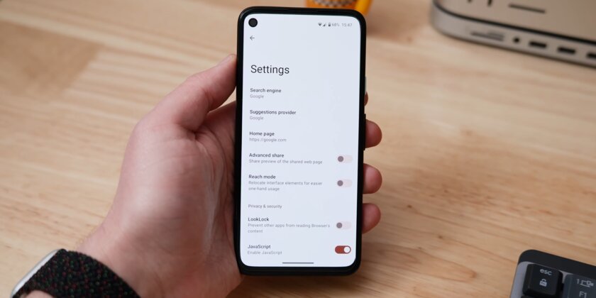 Обзор Android-прошивки LineageOS 21: вдохните вторую жизнь в старый смартфон — Обновления браузера Jelly. 2
