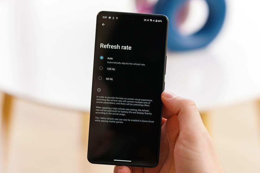 ASUS взяла игровой смартфон и сделала из него обычный. Обзор Zenfone 11 Ultra — Дисплей. 4