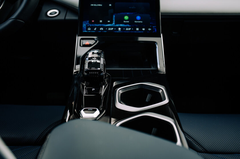 Машины Geely теперь другие — это и хорошо, и плохо. Обзор Atlas 2024 — Знакомство. 19