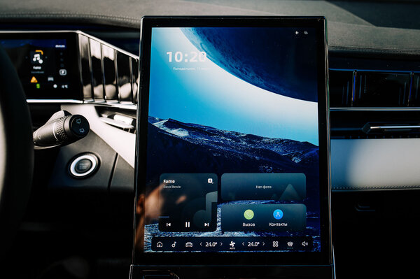 Машины Geely теперь другие — это и хорошо, и плохо. Обзор Atlas 2024 — Знакомство. 20