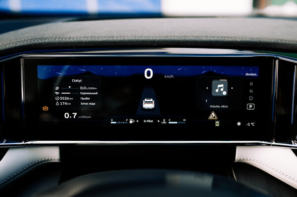 Машины Geely теперь другие — это и хорошо, и плохо. Обзор Atlas 2024 — Знакомство. 48
