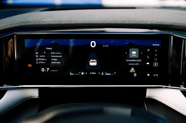 Машины Geely теперь другие — это и хорошо, и плохо. Обзор Atlas 2024 — Знакомство. 51