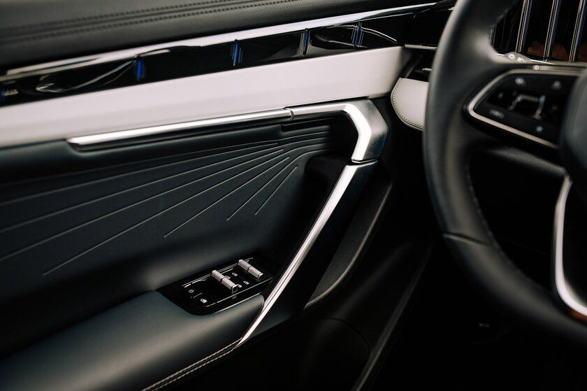 Машины Geely теперь другие — это и хорошо, и плохо. Обзор Atlas 2024 — Отзыв. 8