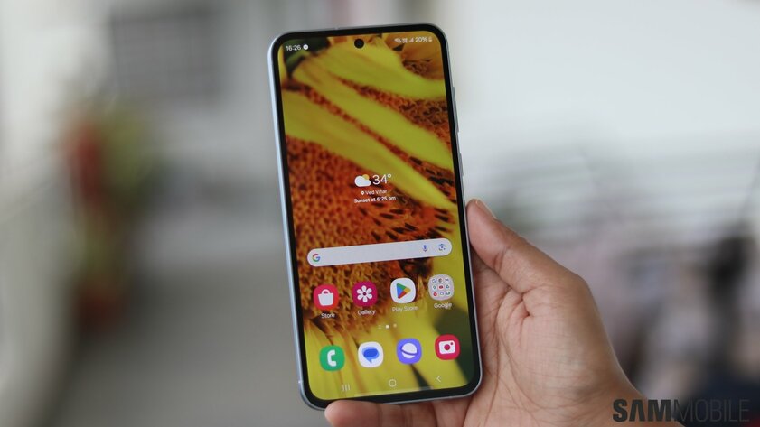 Настолько удачный смартфон, что Samsung не продаёт его в США. Обзор Galaxy A55 с уникальной фишкой — Отзыв. 1