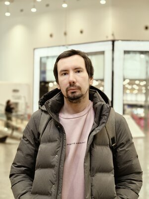 Этот смартфон с дизайном от Rolex разрывает свой ценовой сегмент: обзор Realme 12 Pro+