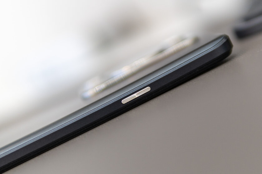 В этом недорогом Huawei программируемая X-кнопка и огромная батарея. Обзор nova Y72 — Внешний вид. 2