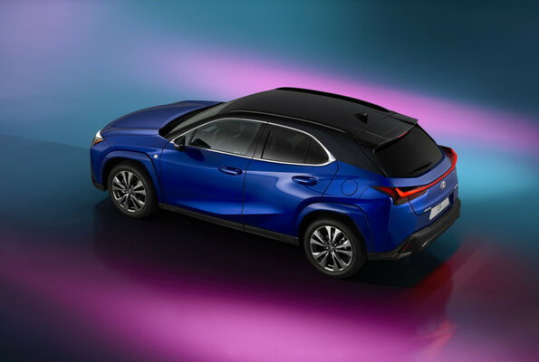Представлен Lexus UX 300h: самозаряжаемый гибрид с обновлённой системой безопасности Safety System+