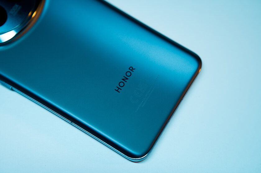 Стильный флагман с классной камерой за разумные деньги: обзор HONOR Magic 6 Pro — Дизайн. 5