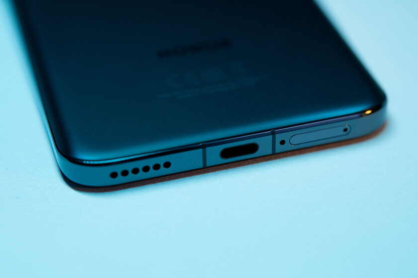 Стильный флагман с классной камерой за разумные деньги: обзор HONOR Magic 6 Pro — Дизайн. 6