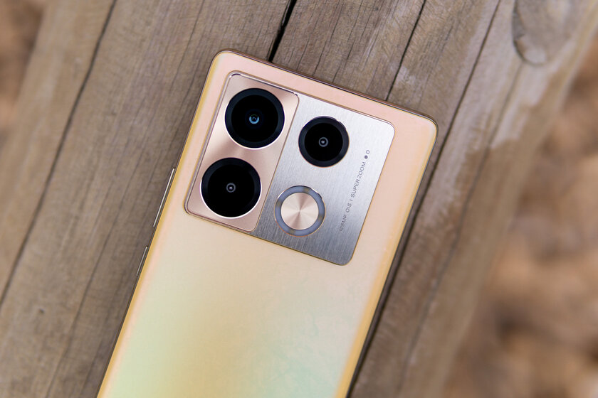 Infinix показала, каким должен быть недорогой смартфон в 2024 году. Обзор NOTE 40 Pro — Внешний вид. 1