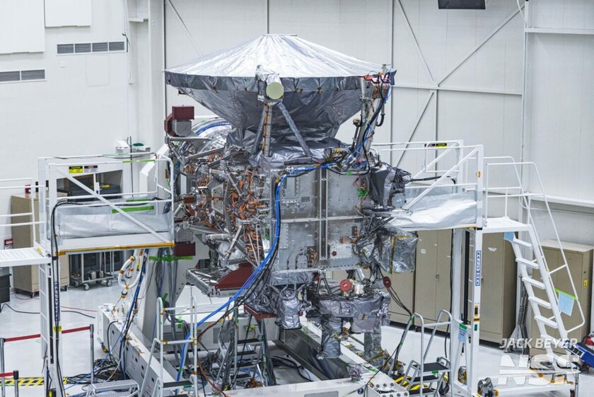 NASA показало зонд Europa Clipper для изучения Юпитера