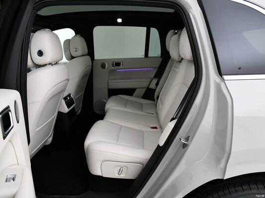 Представлен Li Auto L6: самый дешёвый кроссовер бренда