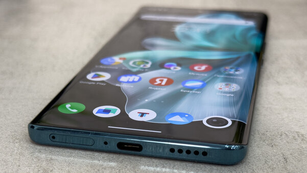 Когда ищешь классический смартфон с мощным железом. Обзор Vivo V30 5G — Внешний вид и комплектация. 3