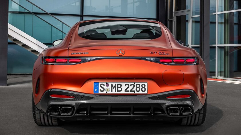 Mercedes представила свой самый быстрый серийный автомобиль в истории