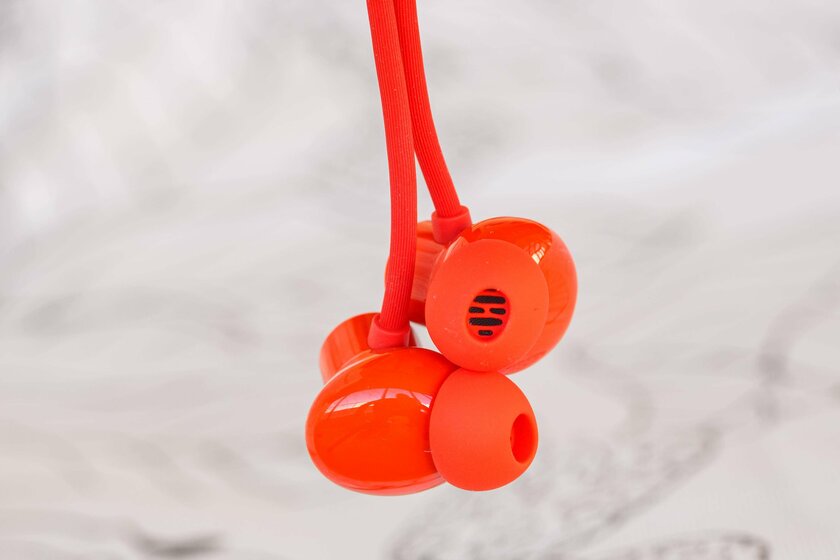 Кнопка-колёсико — почему Nothing додумалась, а другие нет? Обзор CMF Neckband Pro для спорта за 24$ — Дизайн и особенности. 2