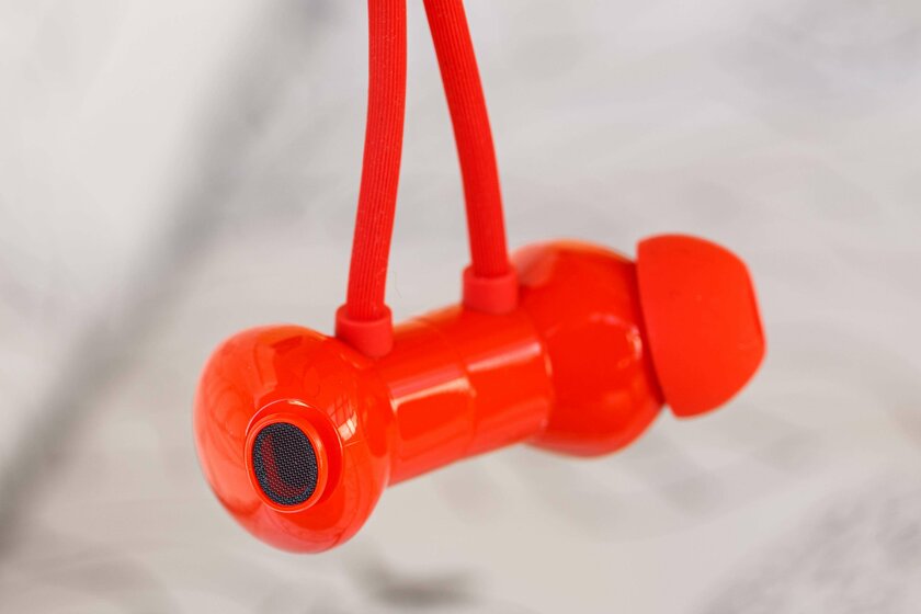 Кнопка-колёсико — почему Nothing додумалась, а другие нет? Обзор CMF Neckband Pro для спорта за 24$ — Отзыв. 1