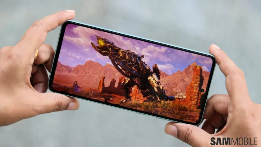 Этот недорогой смартфон лучше большинства, что Samsung когда-либо делала. Обзор Galaxy M55 — Дисплей и звук. 1
