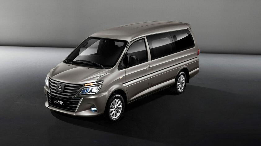 Сколько будет стоить отечественный минивэн Evolute i-Van? Теперь известно