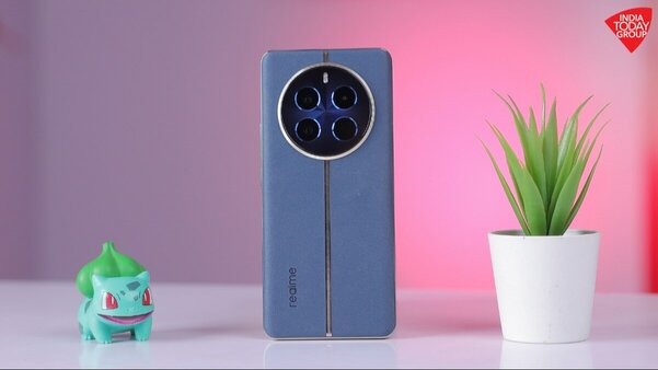 Рейтинг лучших смартфонов до 40 000 рублей: какой купить в мае 2024 — 3. Realme 12 Pro (12/512 ГБ). 1