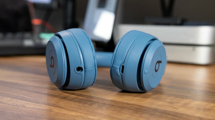 Спорьте или нет, но в этот раз Apple смогла — и адаптировалась под Android. Обзор Beats Solo 4 — Дизайн. 2