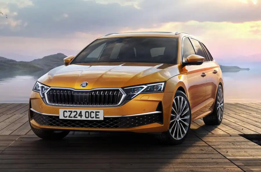 Представлена Skoda Octavia 2024: узнаваемые очертания и изменения внутри