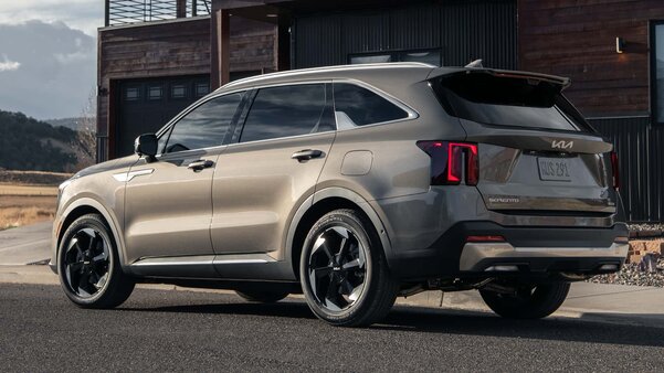 Представлены новые «гибриды» Kia Sorento — Hybrid и Plug-In Hybrid 2025 модельного года