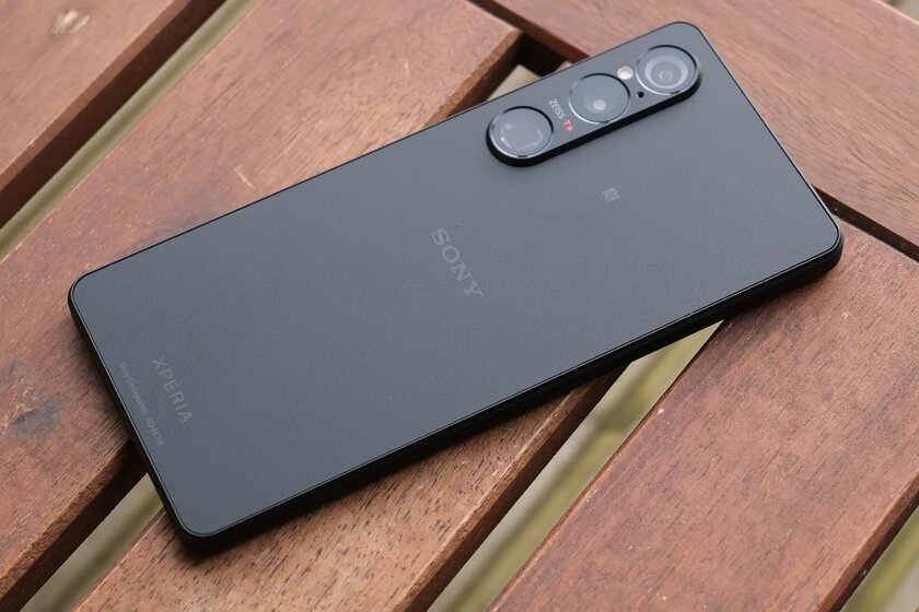 Sony уже не та — сдалась? Обзор Xperia 1 VI с изменившимися приоритетами — Отзыв. 1