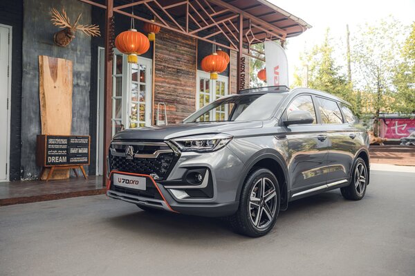 На российский рынок вышел новый автомобильный бренд VGV с двумя вместительными кроссоверами