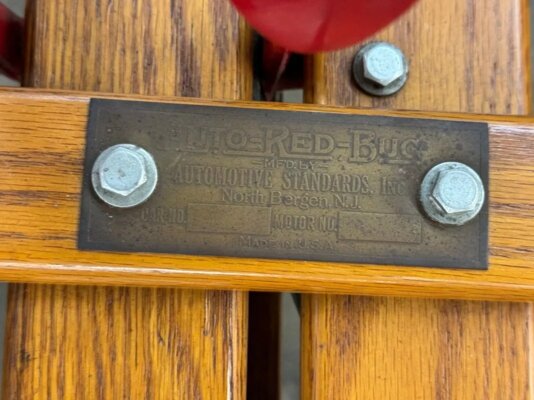 В интернете продают электромобиль 1924 года выпуска — Auto Red Bug
