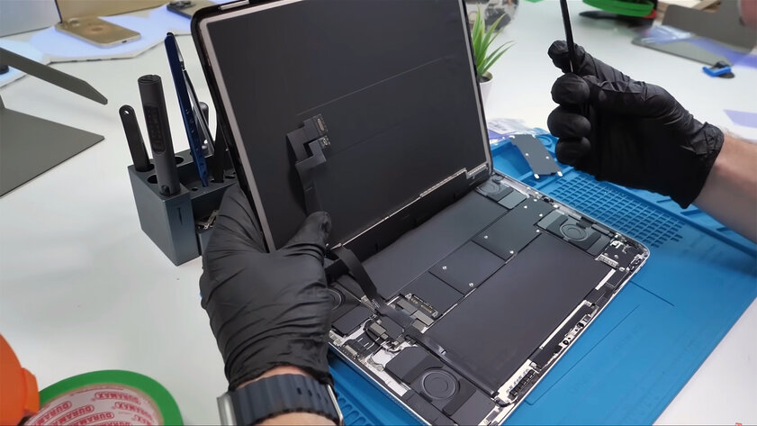 Apple искусственно ограничивает ОЗУ? Разбор iPad показал 12 ГБ, хотя официально её 8 ГБ
