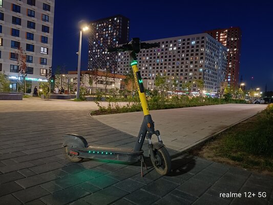 Дизайн по швейцарским лекалам. Обзор realme 12+ 5G — Оптическая стабилизация в среднем классе. 8