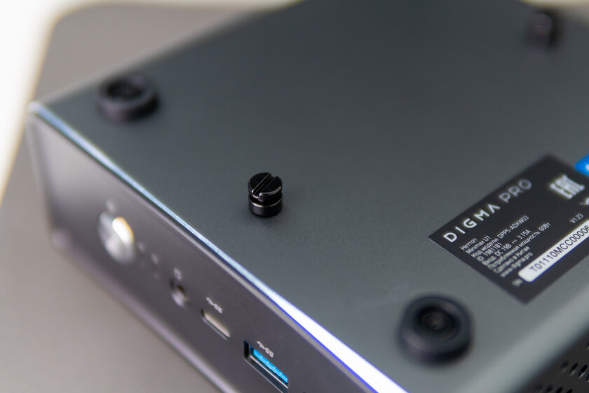 Этот недорогой ПК помещается на ладони: обзор DIGMA PRO Minimax U1 — самое то для офисной работы