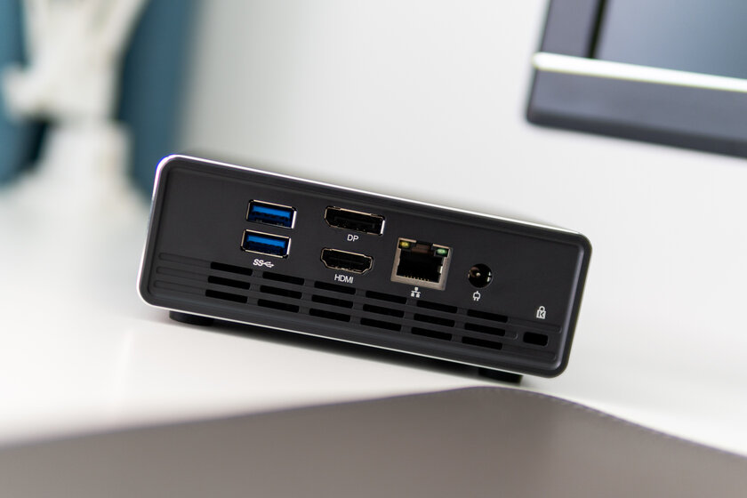 Этот недорогой ПК помещается на ладони: обзор DIGMA PRO Minimax U1 — самое то для офисной работы