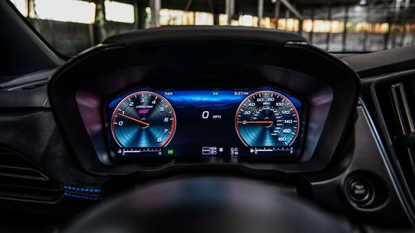 Subaru представила заряженную версию седана WRX. Чем отличается