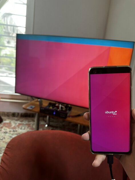 Разработчик показал проект по запуску полноценного дистрибутива Linux на Android-смартфоне