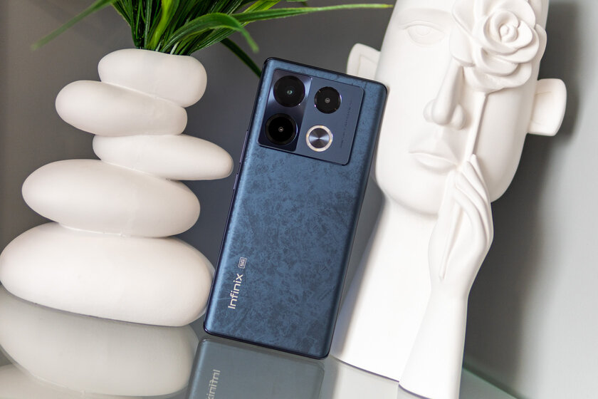 Заряжен со всех сторон. Обзор Infinix NOTE 40 Pro+ 5G