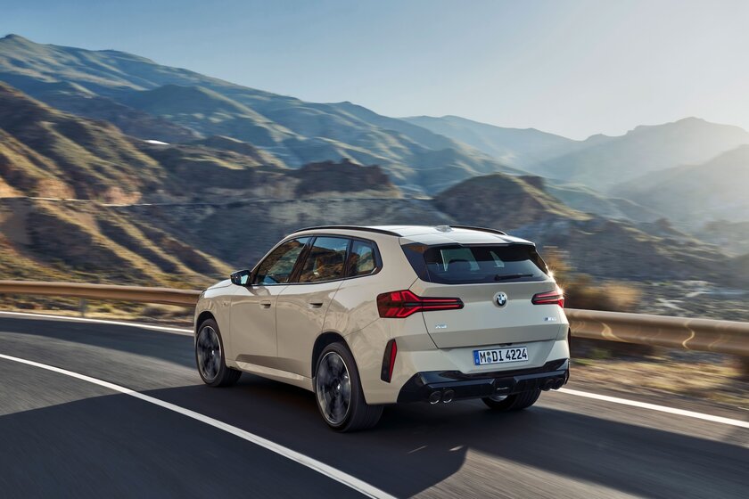 BMW представила новое поколение X3: с гибридной силовой установкой и огромным дисплеем