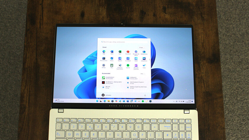 Ноутбук на Snapdragon (тестируем игры и нейронки): обзор ASUS VivoBook S 15 типа Copilot+ PC — Дисплей. 1