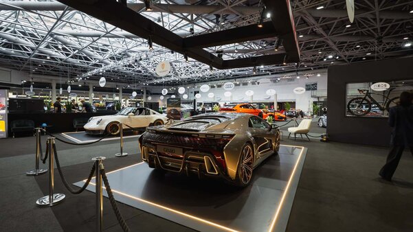 Это Bertone GB110 — единственный гиперкар, работающий на «мусоре»