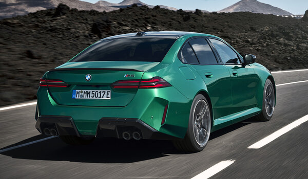 Представлен новый BMW M5 — большой и тяжёлый гибрид, проигрывающий прежней модели в динамике