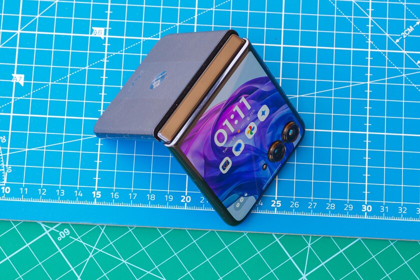 Современная (!) раскладушка — такой уже хочется пользоваться. Обзор Motorola Razr 50 Ultra — Дизайн. 3