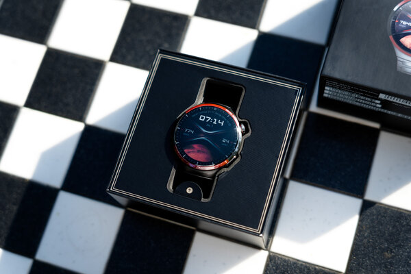 Титан делает лучше любые часы — смотрите сами. Обзор HUAWEI WATCH 4 Pro в космическом дизайне
