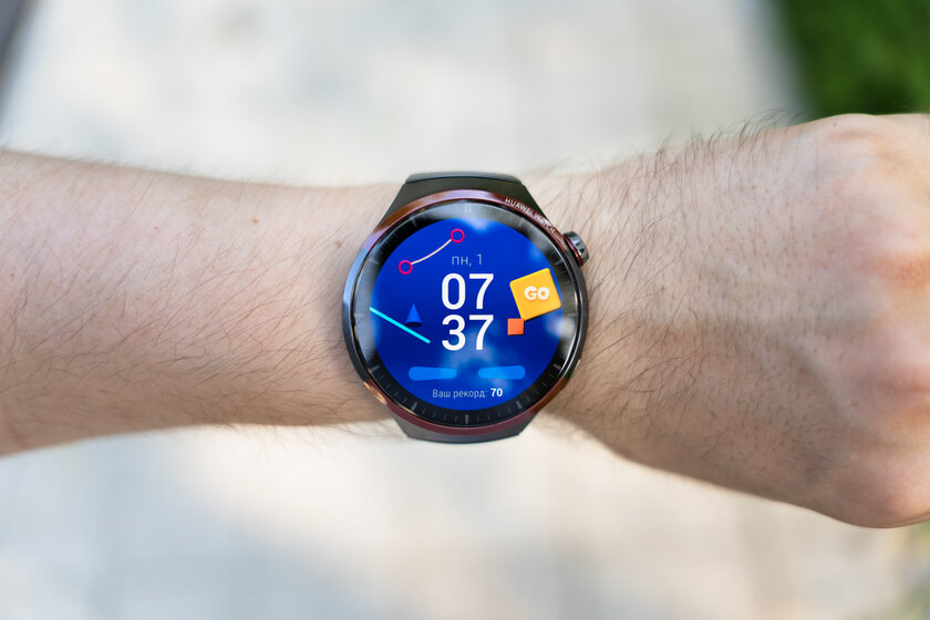 Титан делает лучше любые часы — смотрите сами. Обзор HUAWEI WATCH 4 Pro в космическом дизайне