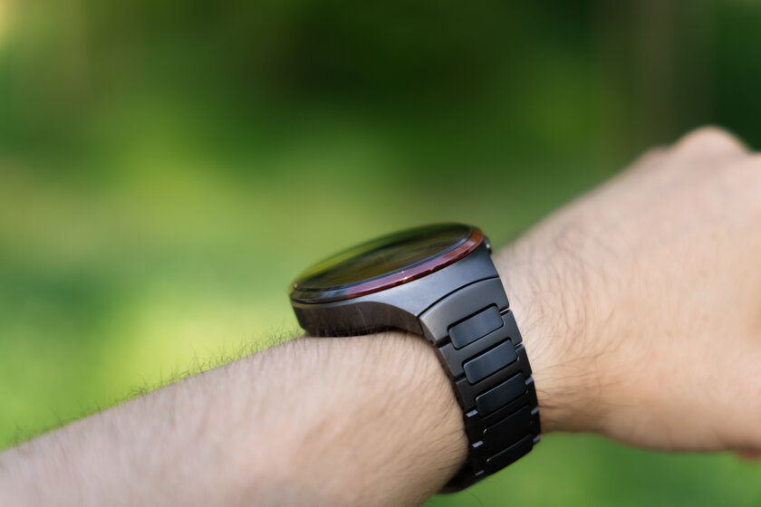 Титан делает лучше любые часы — смотрите сами. Обзор HUAWEI WATCH 4 Pro в космическом дизайне